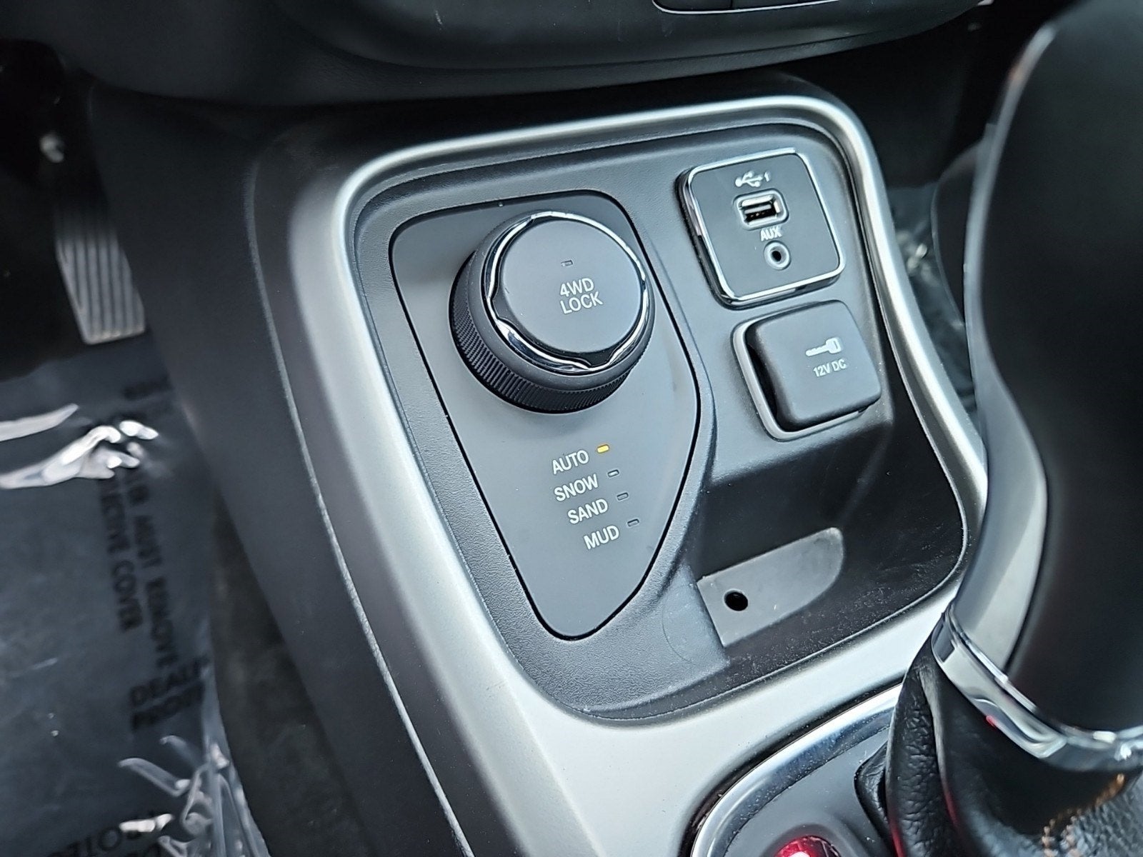2021 Jeep Compass Latitude 4WD w/ Sunroof